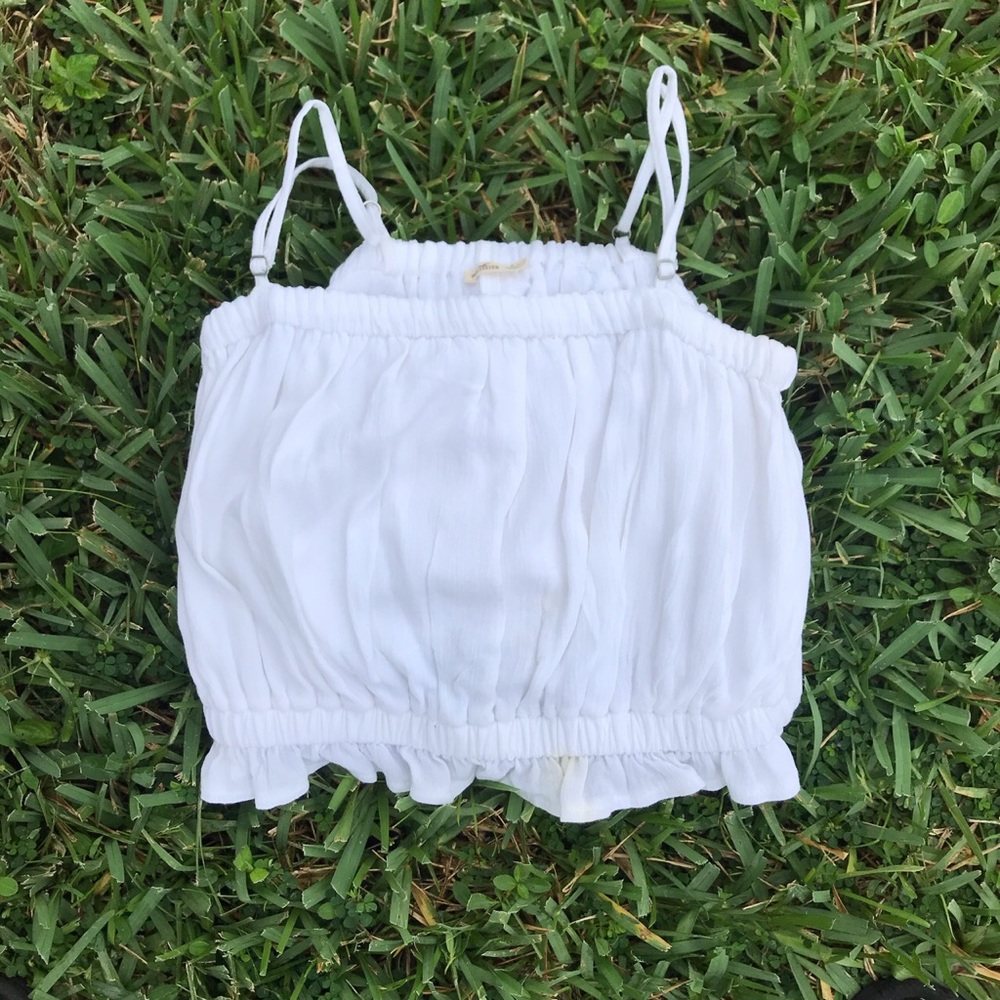 White scrunch top